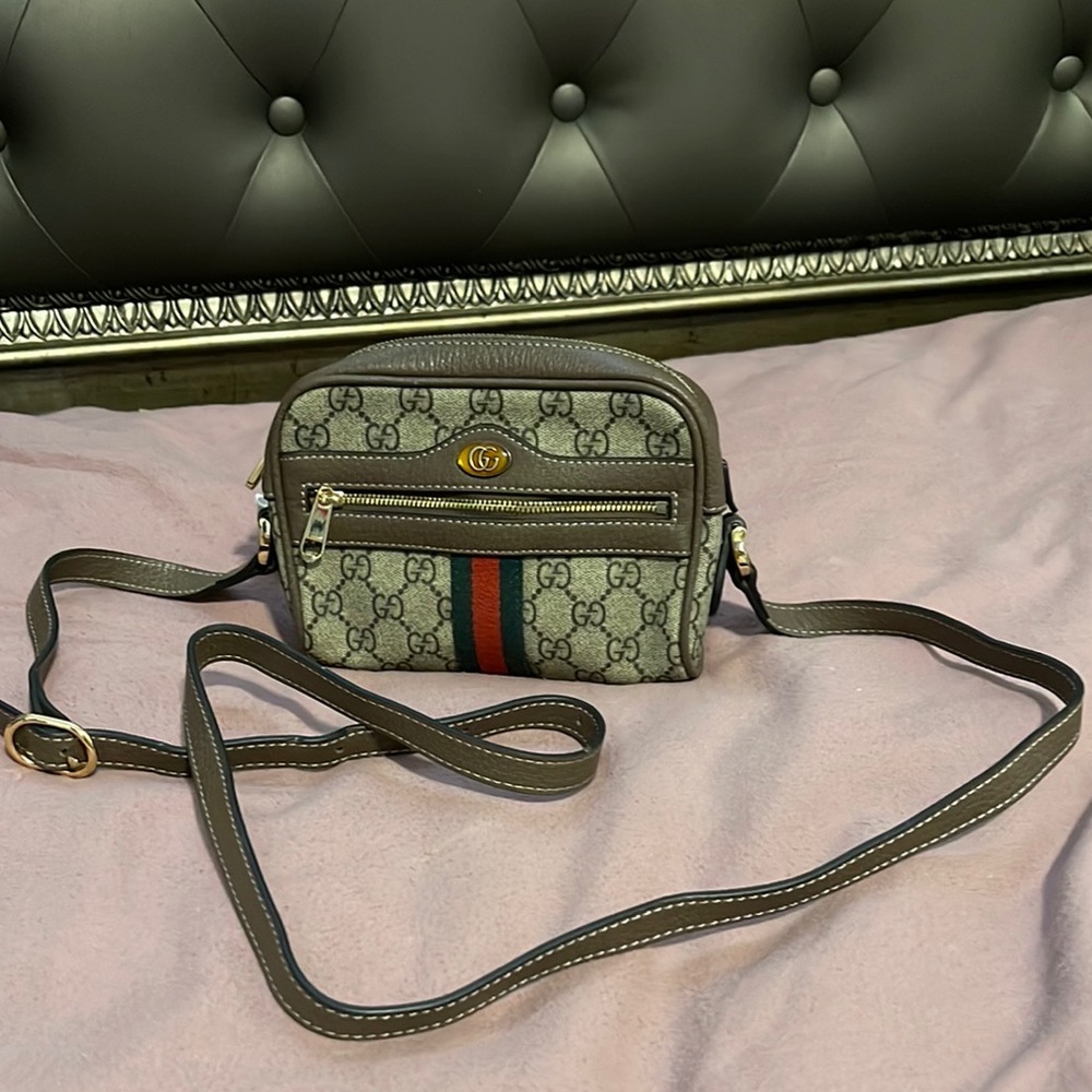 Gucci cross body bag not authenticate